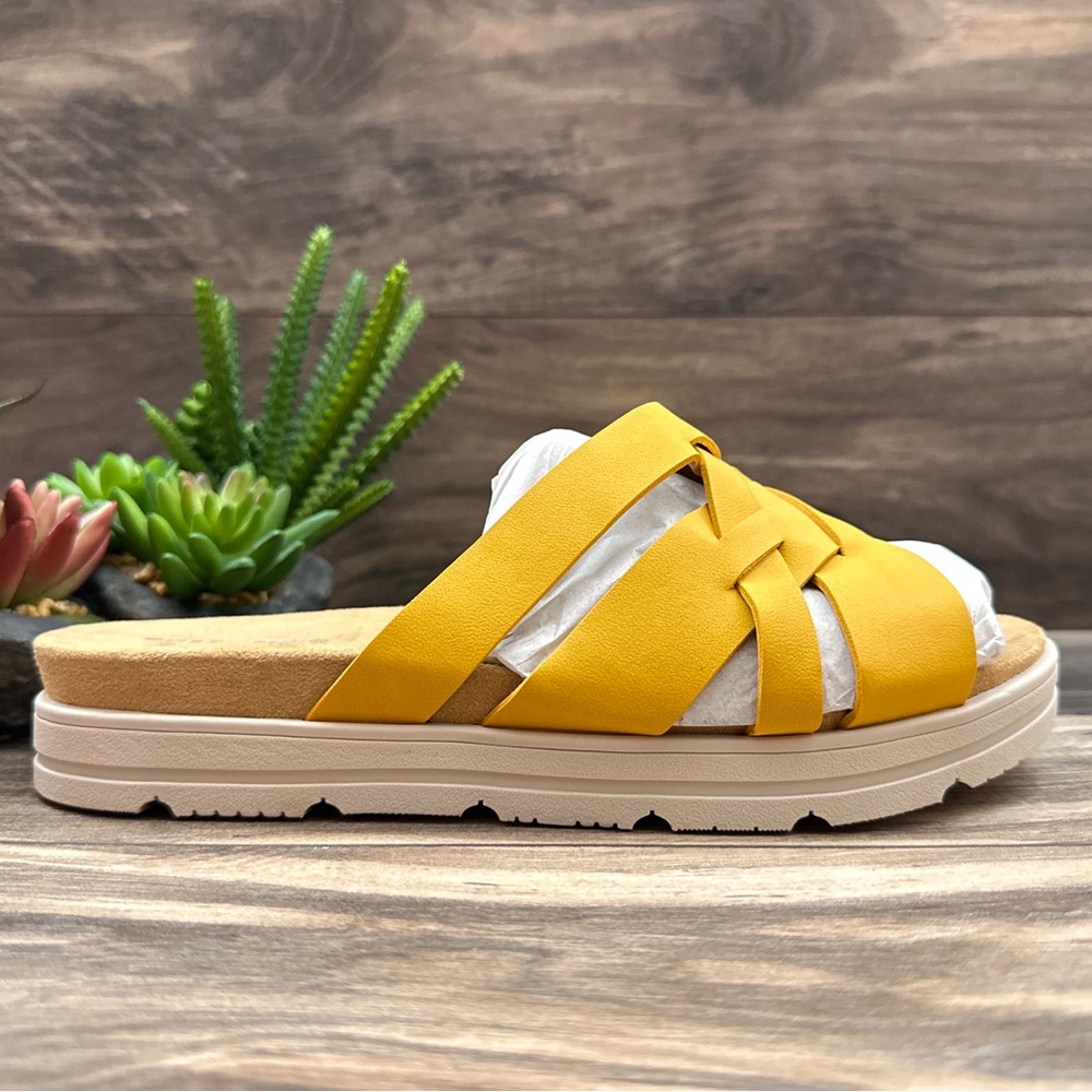 NIB Easy Spirit WIDE Star 3 Woven Strappy Comfort Slide Footbed Sandal Yellow - Picture 6 of 14